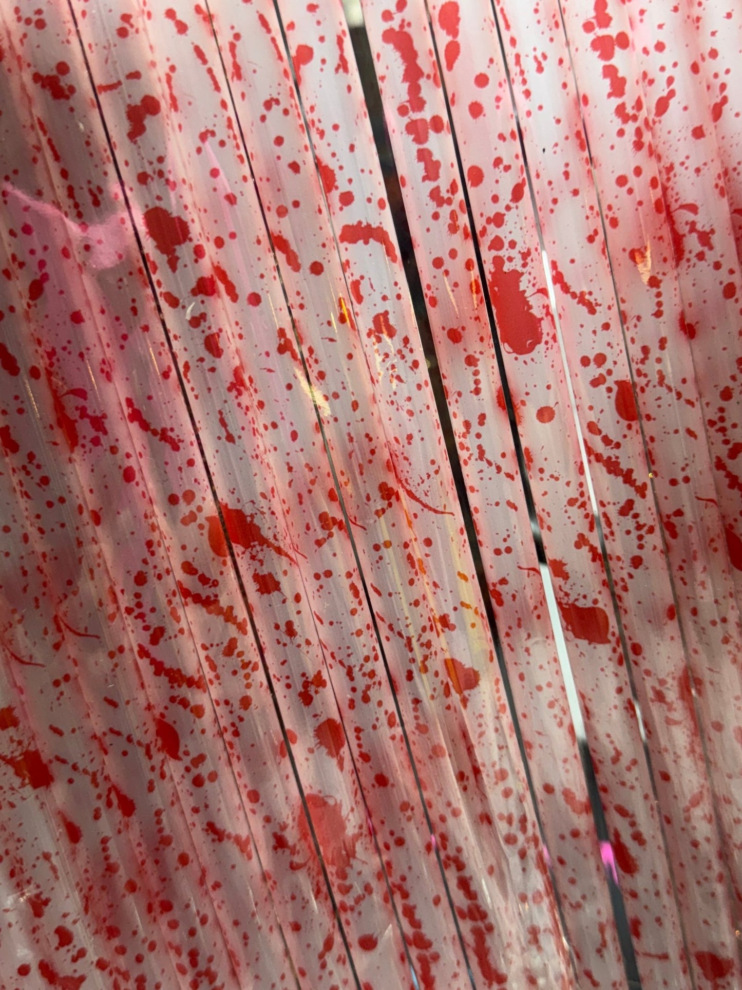 434 Blood Splatter (clear) 32 - 40oz - 216 Tumblers