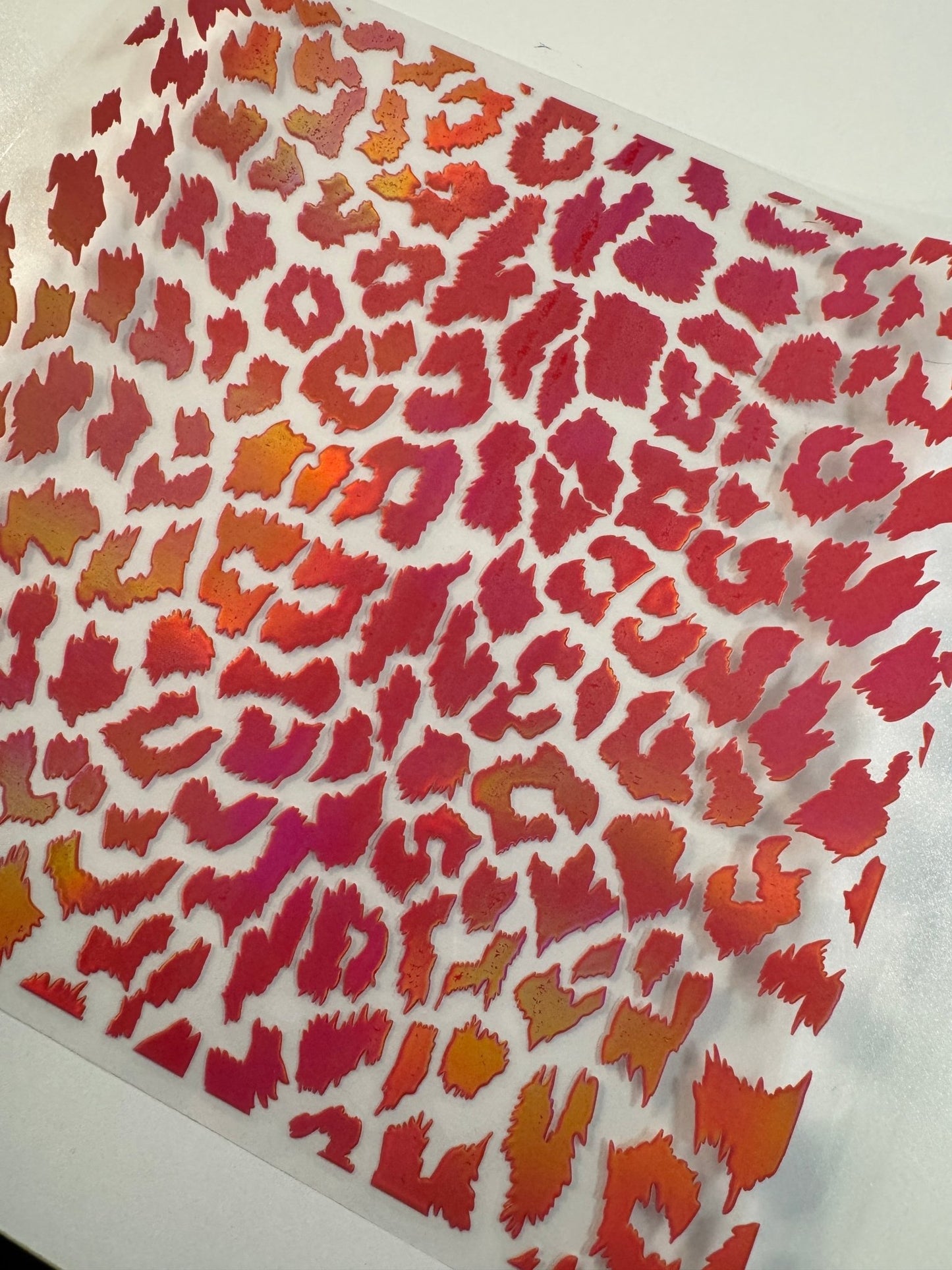 ROSE RED HOLOGRAPHIC LEOPARD PRINT - 216 Tumblers