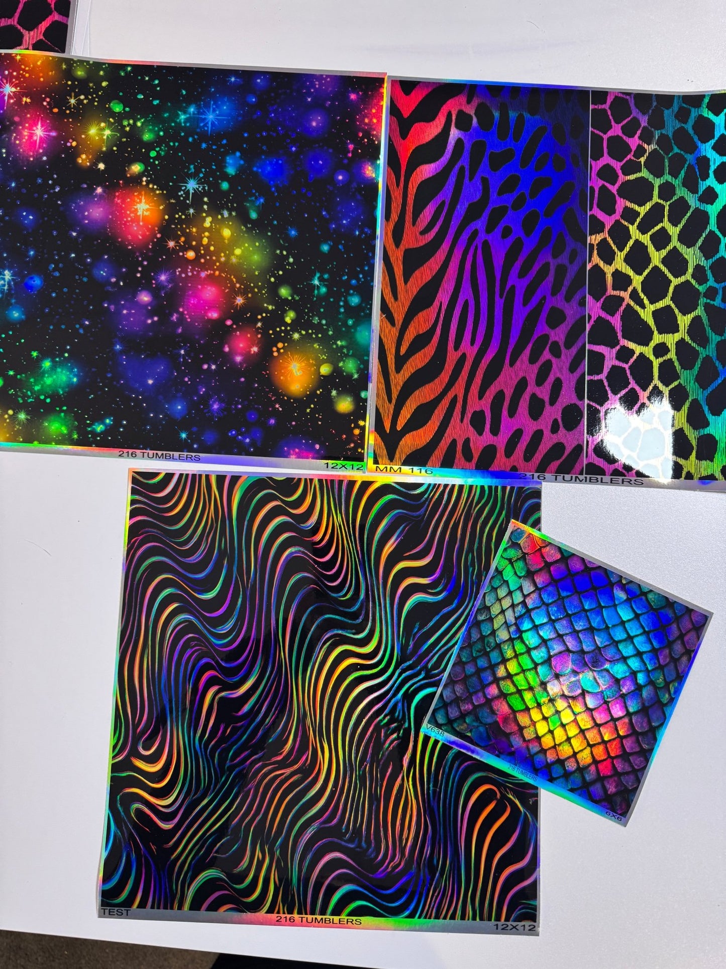 TEST HOLO 2. 12x12 - 216 Tumblers