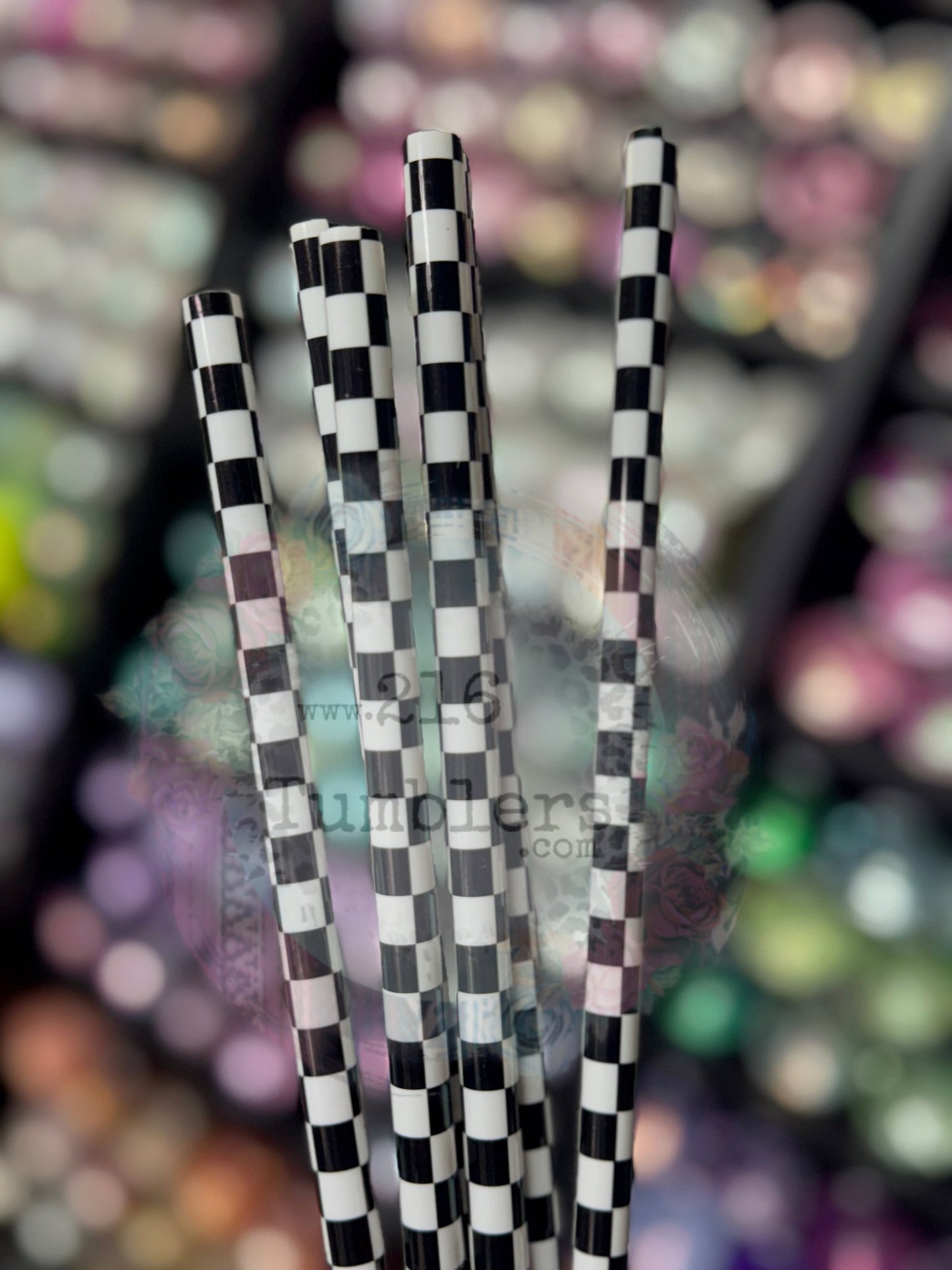 White/Black Checkered 32 - 40oz - 216 Tumblers