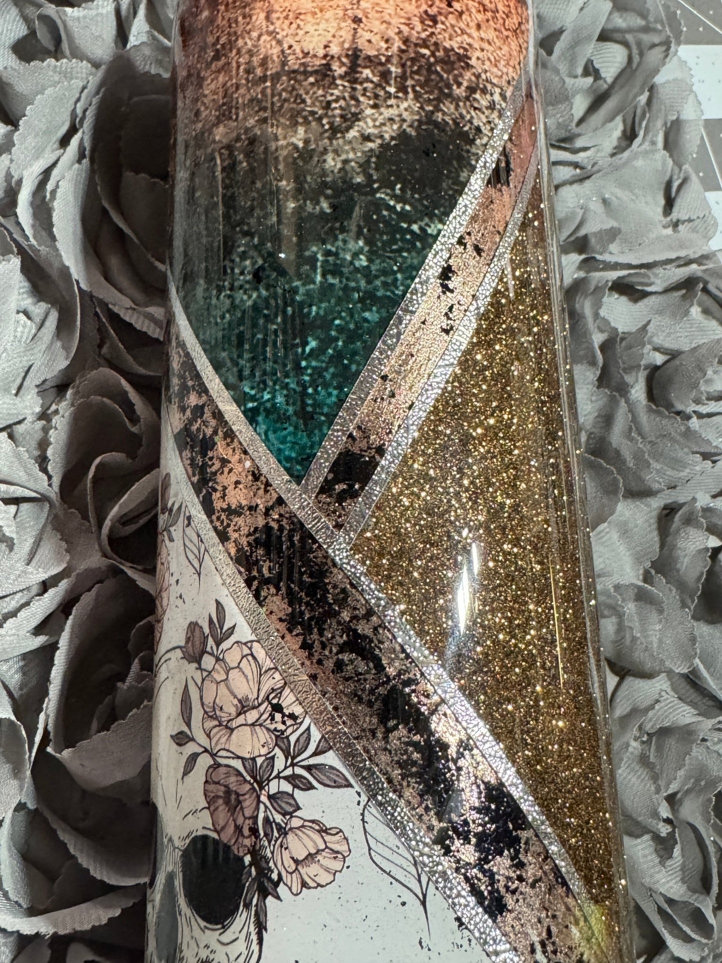 32oz Floral Skull Mixed Media - 216 Tumblers