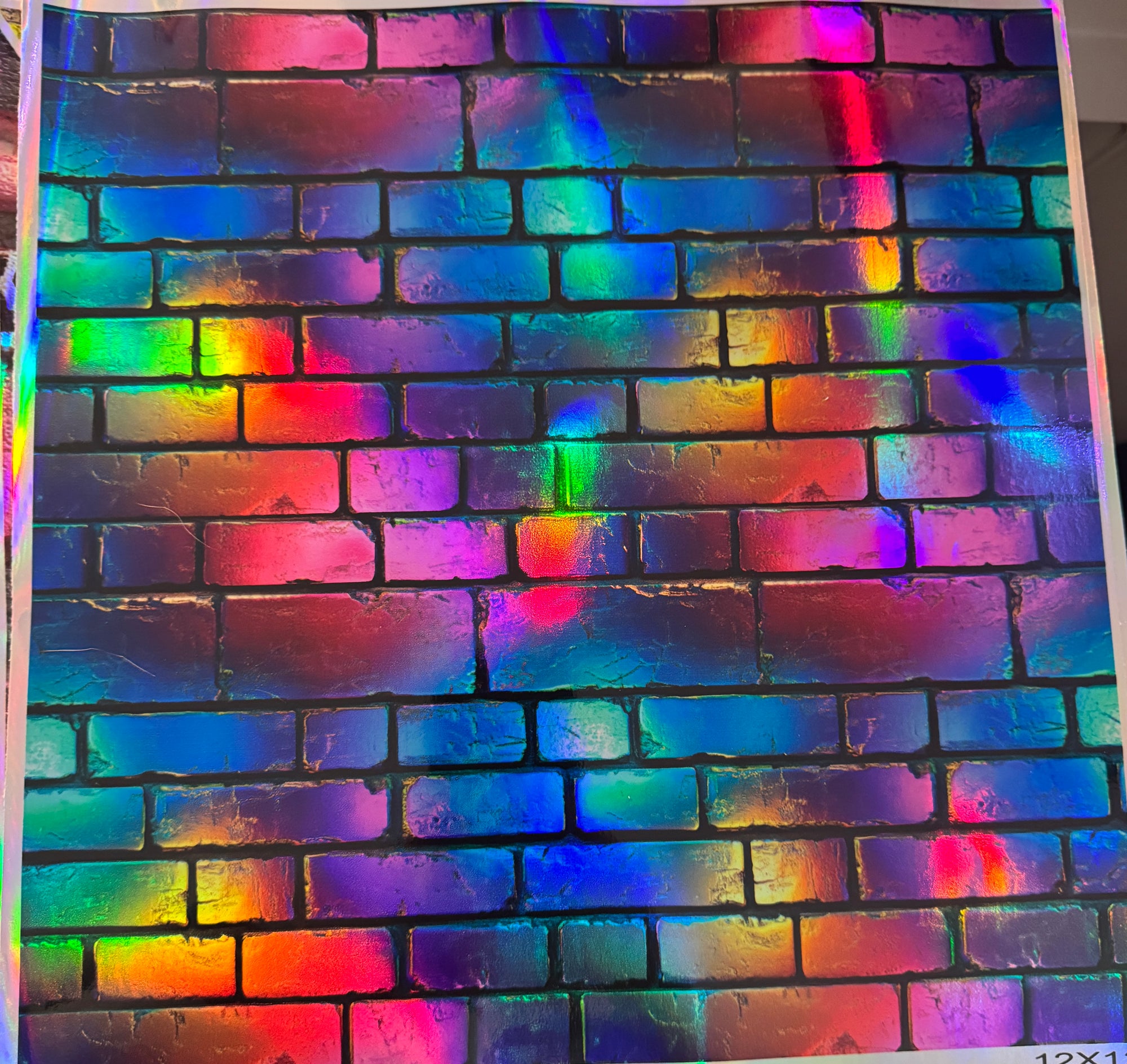 HOLOGRAPHIC HOLO 20