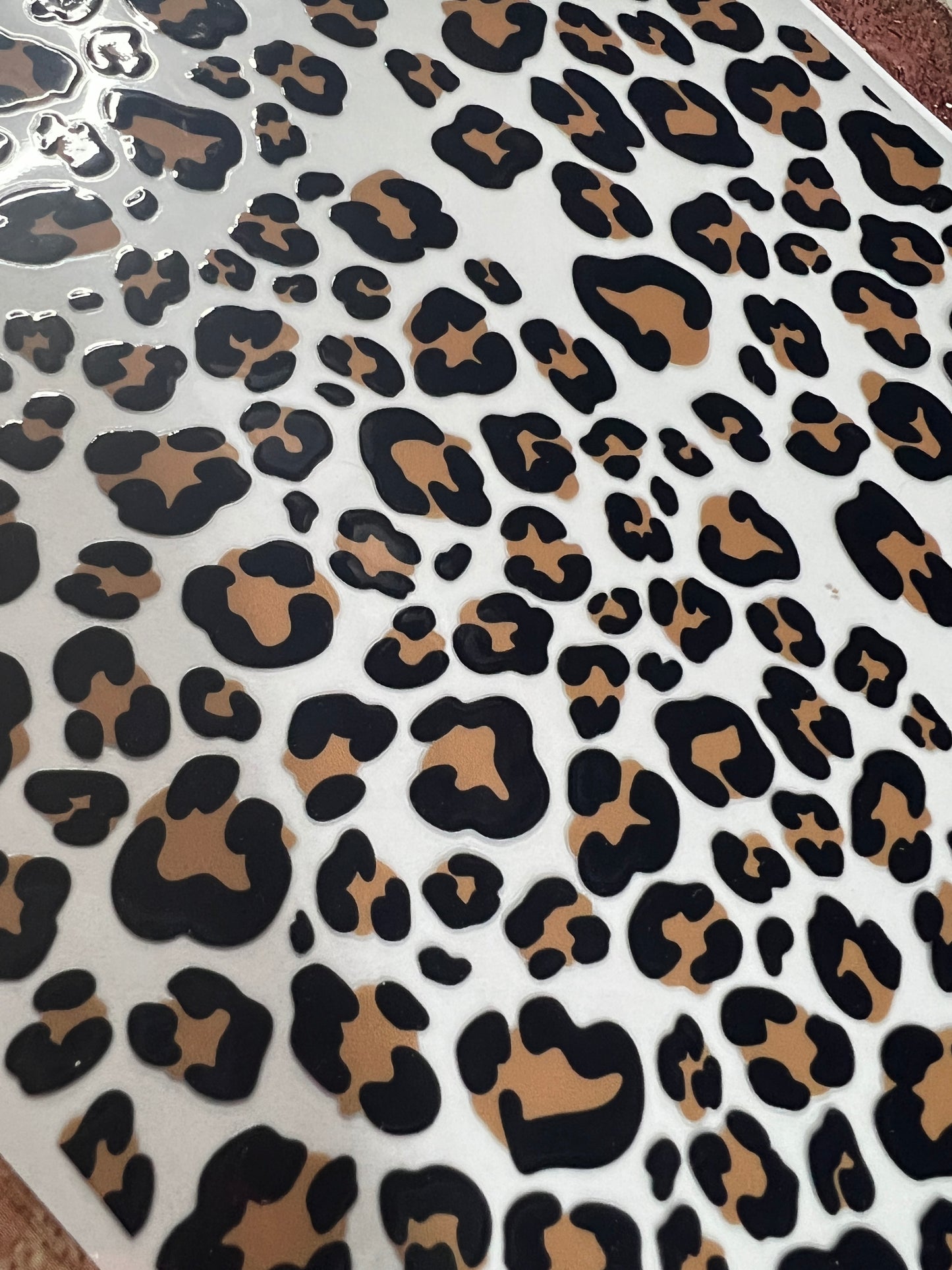 #20-5 9.3x8.2 Brown Leopard