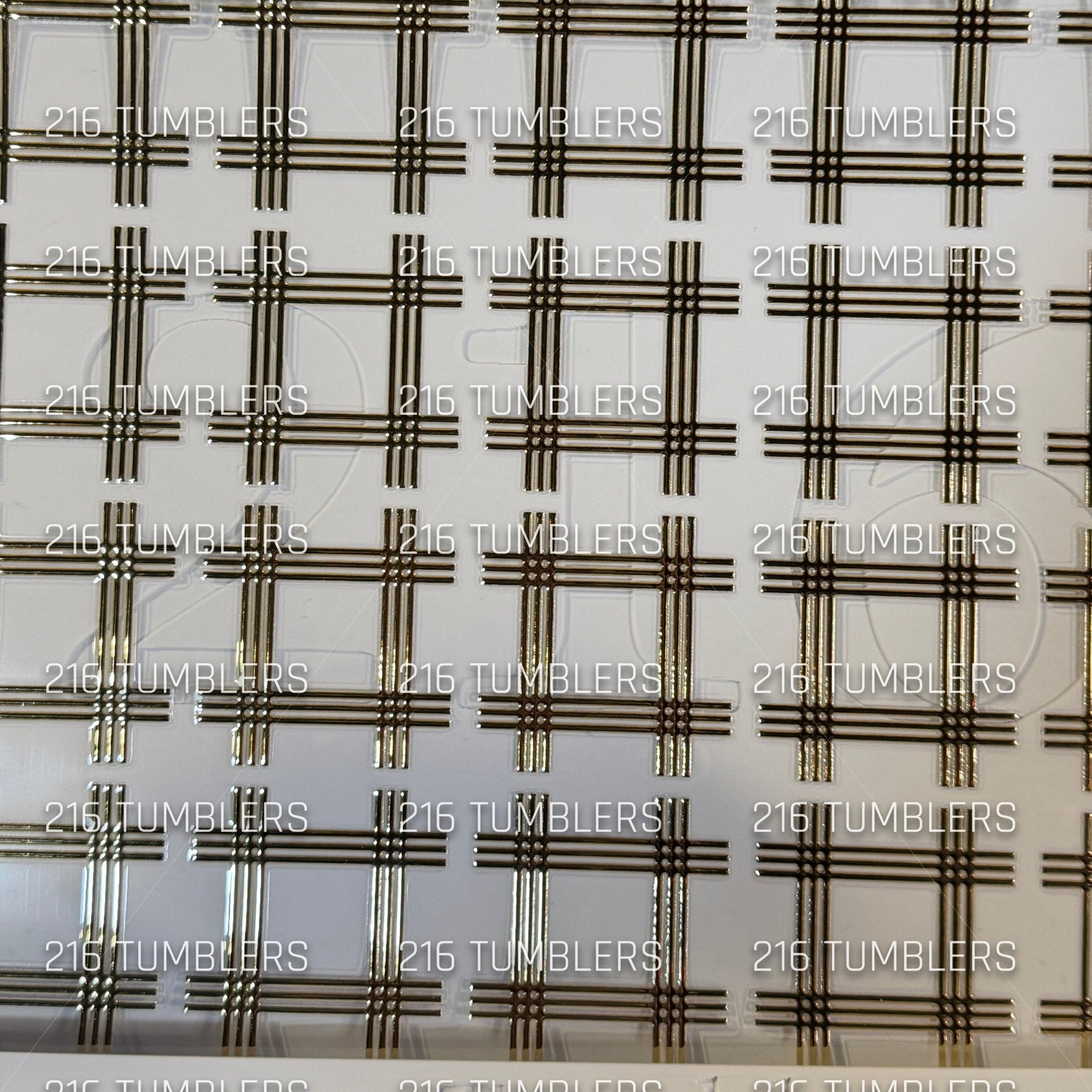 CHAMPAGNE GOLD PLAID ISH LINES - 216 Tumblers