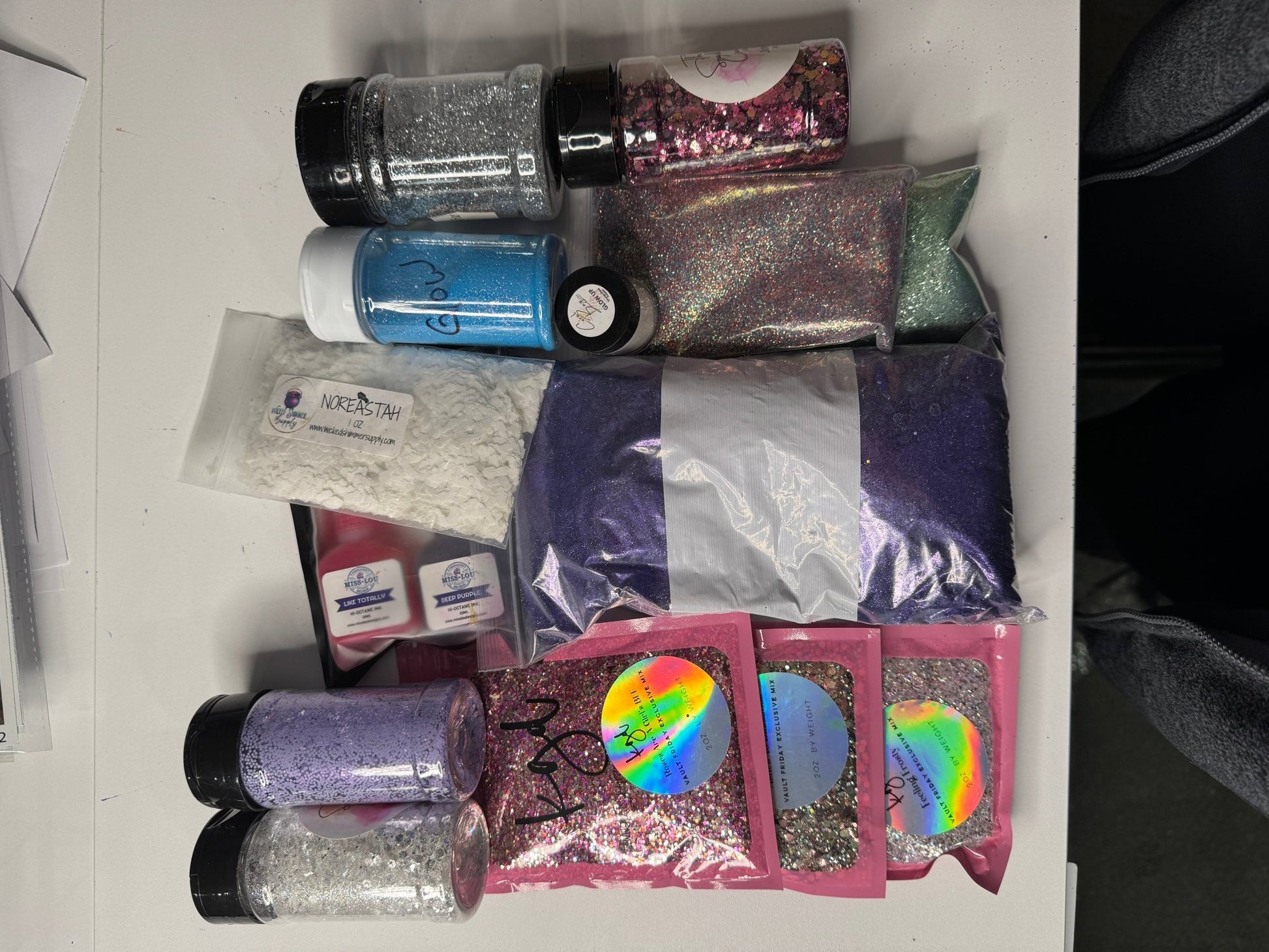 DESTASH 8 - 216 Tumblers