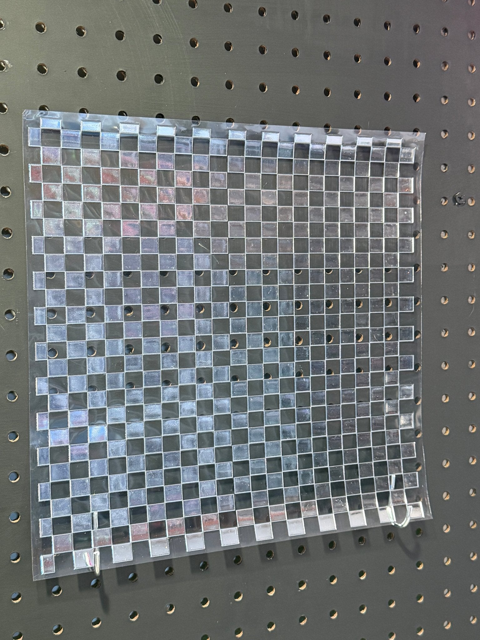 METALLIC CHECKER SILVER 11.25X11.25 - 216 Tumblers