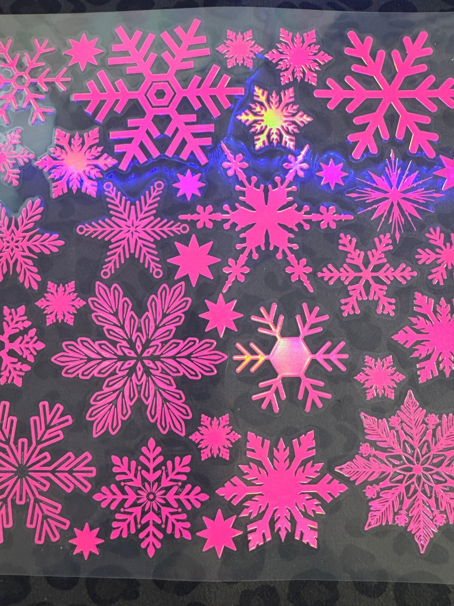 PINK HOLOGRAPHIC SNOWFLAKES - 216 Tumblers