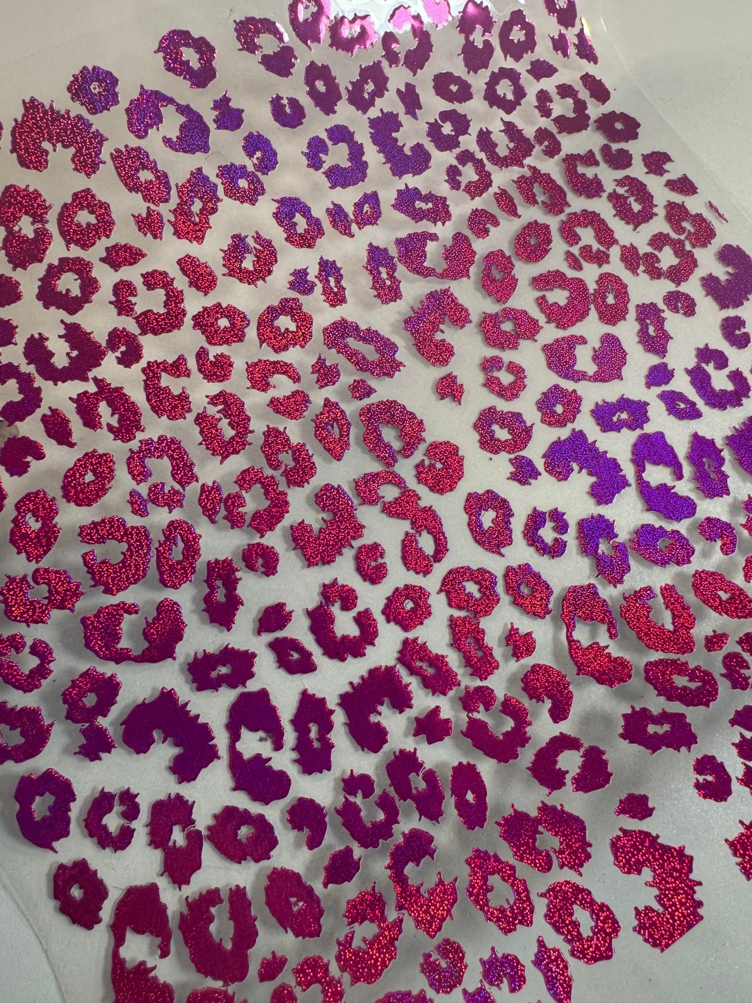 PINK/PURPLE COLORSHIFT GLITTER HOLO SMALL LEOPARD - 216 Tumblers