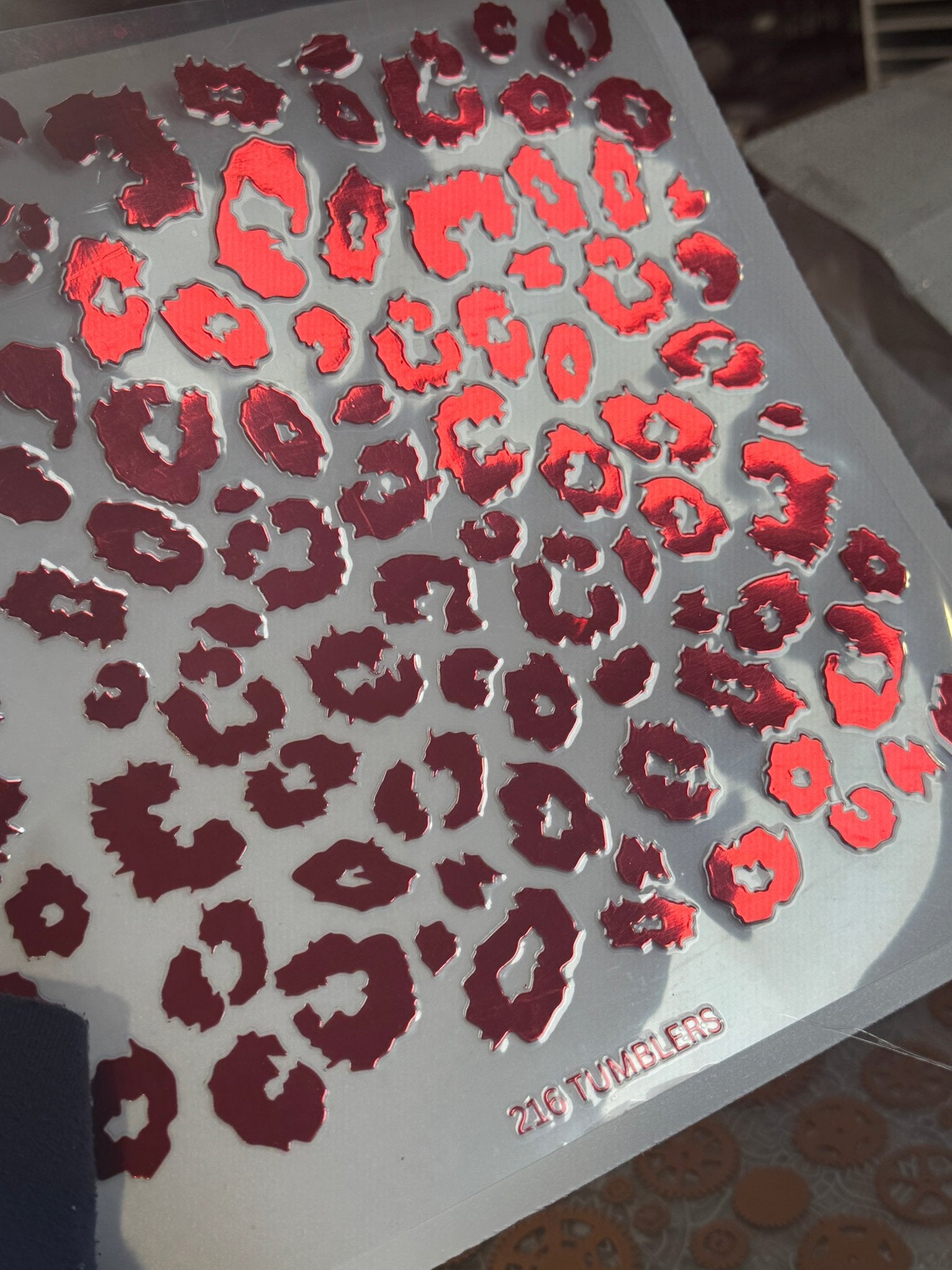 RED CHROME LEOPARD SPOTS - 216 Tumblers